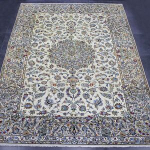 335x250 كاشان