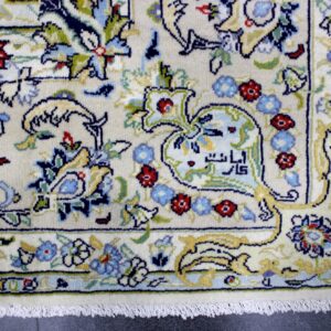 335×250 كاشان