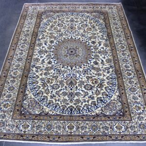 340x235 نايين طبس