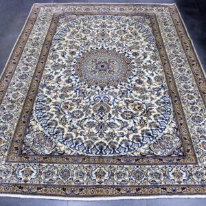 340×235 نايين طبس